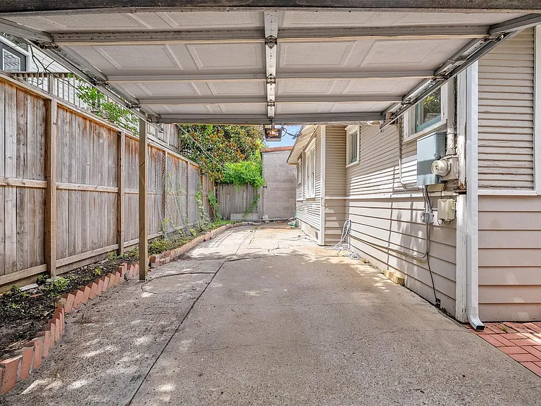 304 Bomar St — Photo 15