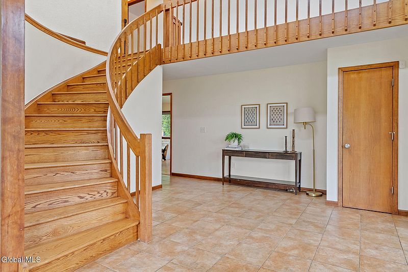 4th image of 766 Waite Road