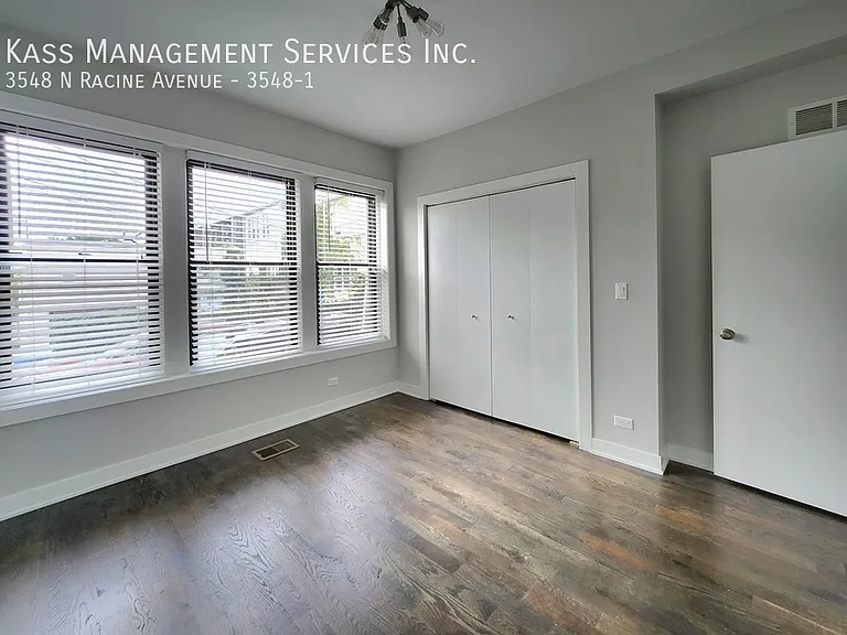 3548 N Racine Ave #1 — Photo 8