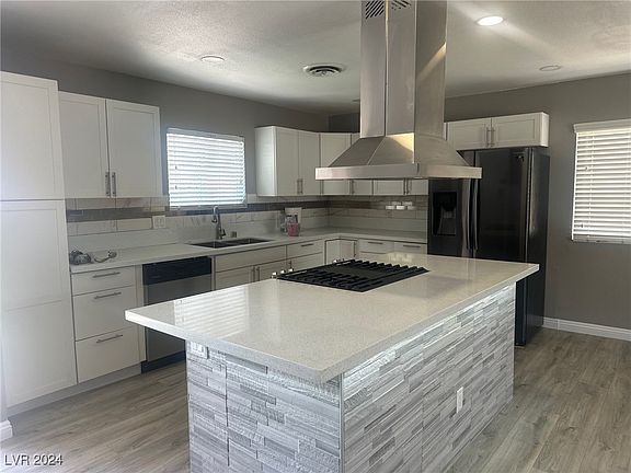 2nd image of 4803 Kilda Cir