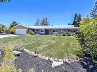 38 Kazar Ct, Moraga, CA 94556