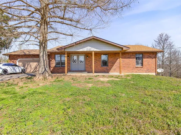 9081 Sunset Dr, Bloomsdale, MO 63627