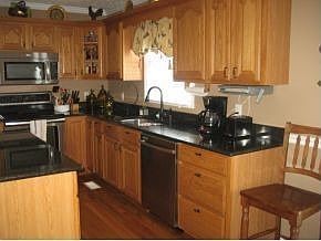 3rd image of 1205 Valleydale Dr