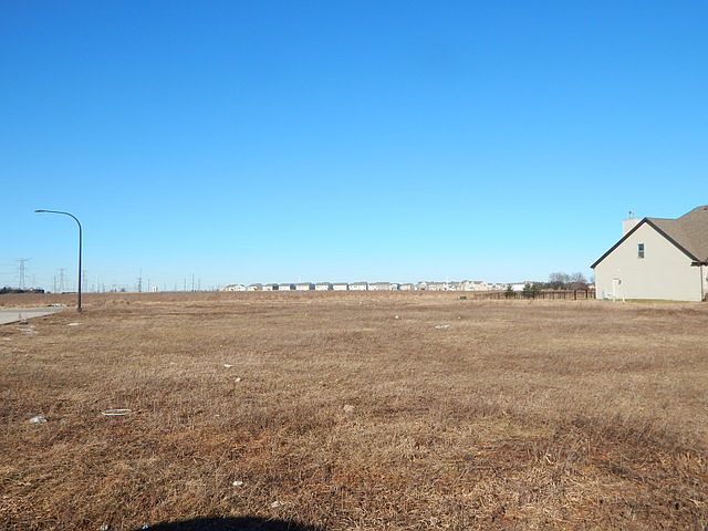 1st image of 4027 Chinaberry Ln Lot 106