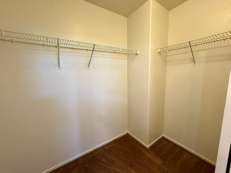9109 White Eyes Ave — Photo 10