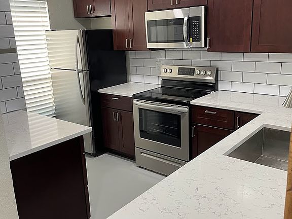 4th image of 2018 W Rundberg Ln APT 16C