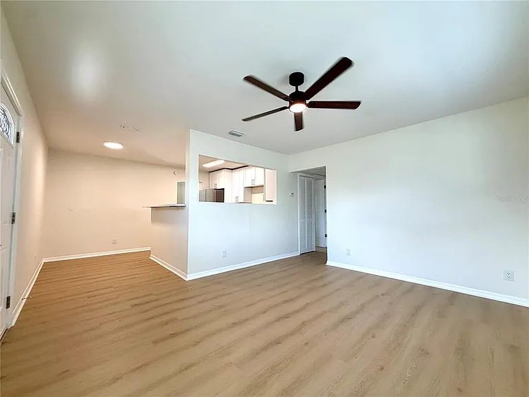 4112 Ohio Ave — Photo 2