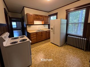 263 Silver St, Greenfield, MA 01301