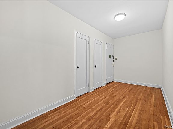 3rd image of 5621 Netherland  avenue #4D