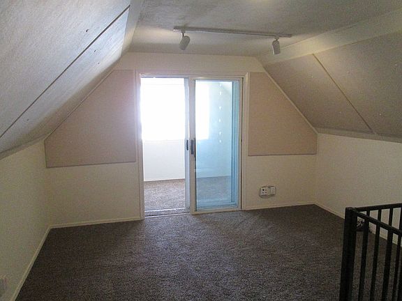 5th image of 5117 67th St