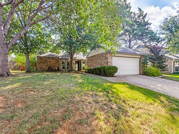 2nd image of 3726 S Magnolia Ct