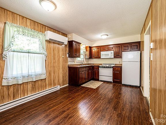 5th image of 109 Kela Dr