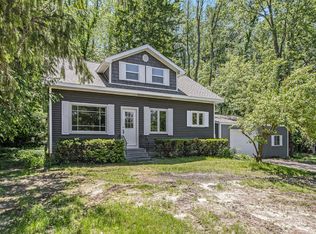 381 W Hickory Rd, Battle Creek, MI 49017