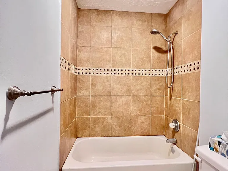 11407 Briar Rose Dr — Photo 30