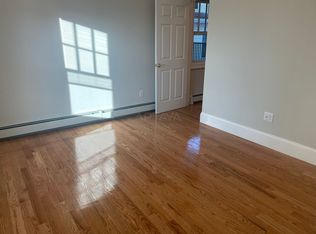 118 College Ave, Somerville, MA 02144