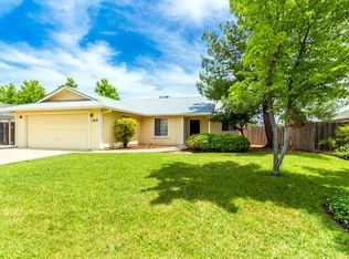 165 Danbury Dr, Redding, CA 96003