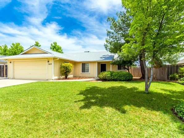 165 Danbury Dr, Redding, CA 96003