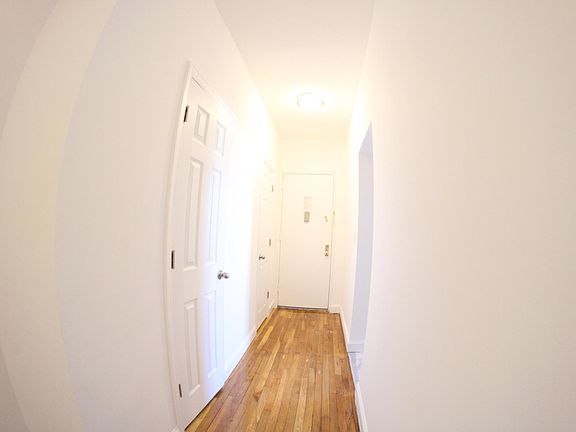 2nd image of 2085 Morris Ave #D15-01
