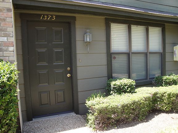 3rd image of 1373 S 11th St #D6