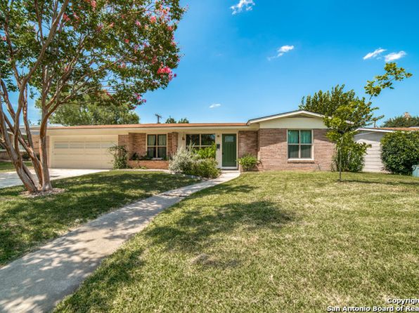 307 Waxwood Ln