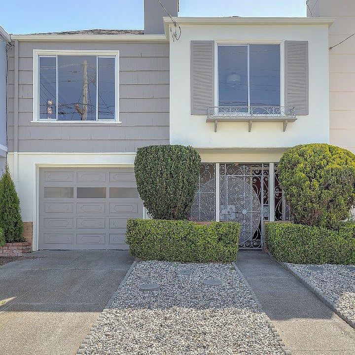 1st image of 2754 38th Ave