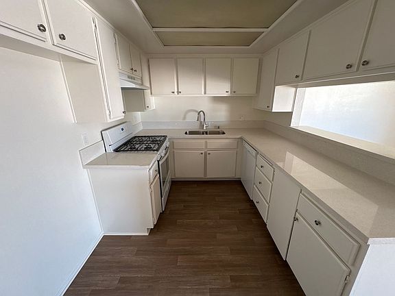 2nd image of 12400 Eucalyptus Ave APT 18