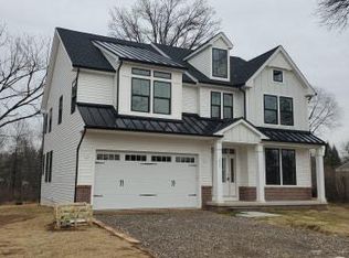 205 Valley Rd, Plymouth Meeting, PA 19462