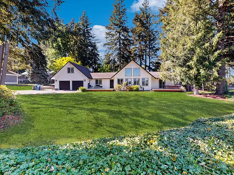 2314 Tacoma Point Dr E — Photo 1