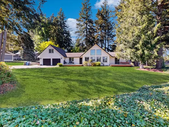 2314 Tacoma Point Dr E, Lake Tapps, WA 98391