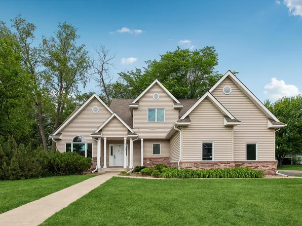 17123 Jonathan Ct, Lakeville, MN 55044