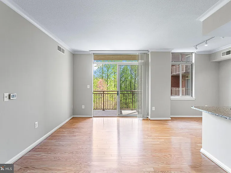 4480 Market Commons Dr #405 — Photo 15