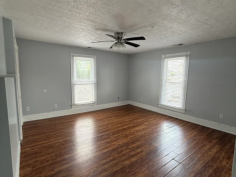 342 Glyndon Ave #B — Photo 9
