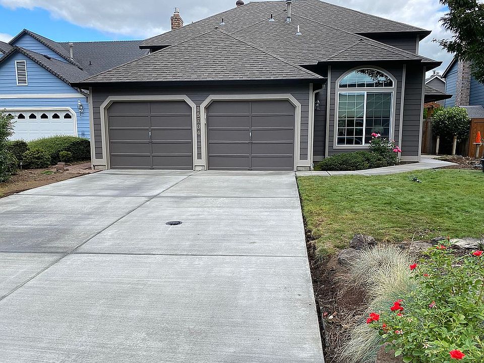 New drive and walkway