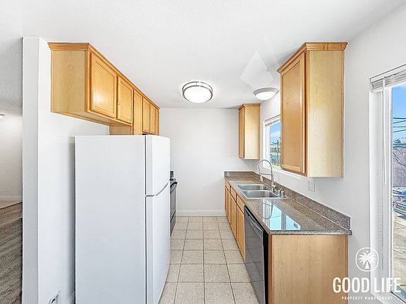 3rd image of 3535 Madison Ave Unit 222