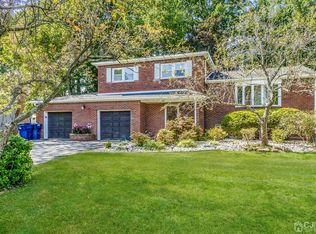 464 Taylor Pl, North Brunswick, NJ 08902