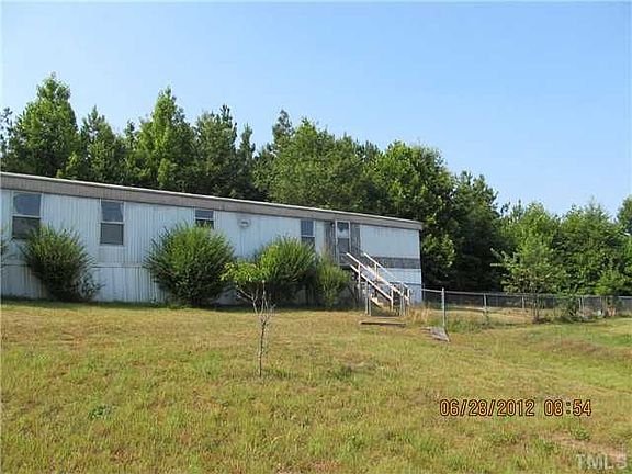 3rd image of 351 Melinda Ln