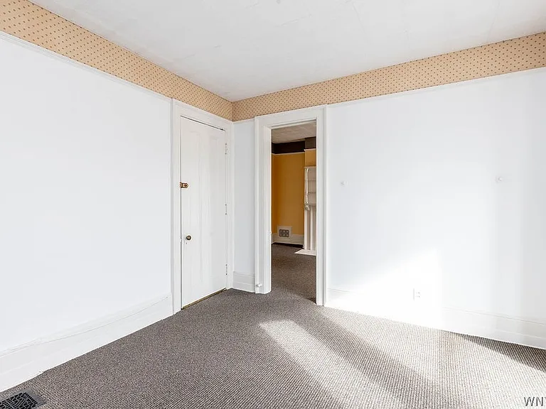 493 Delaware Ave #3 — Photo 11