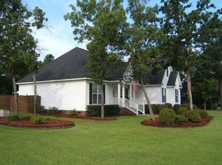 11 Falling Leaf Ln, Elgin, SC 29045