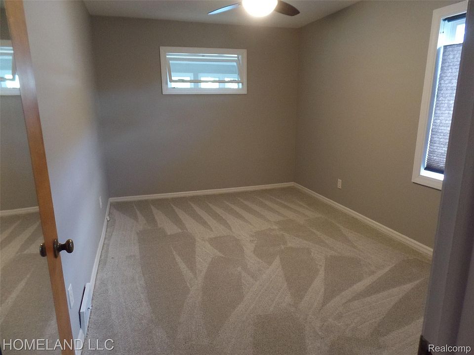 4039 Lotus Dr, photo 19