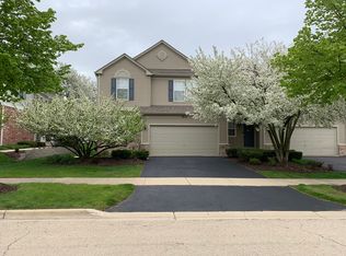 2853 Peachtree Cir, Aurora, IL 60502