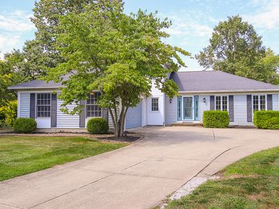 7221 Pine Woods Way, Olmsted Township, OH, 44138