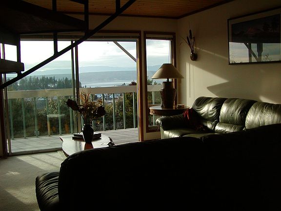 Living Room - water view