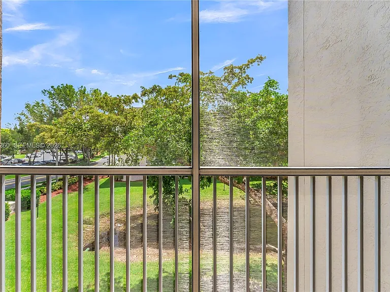 9511 Weldon Cir #G308 — Photo 31