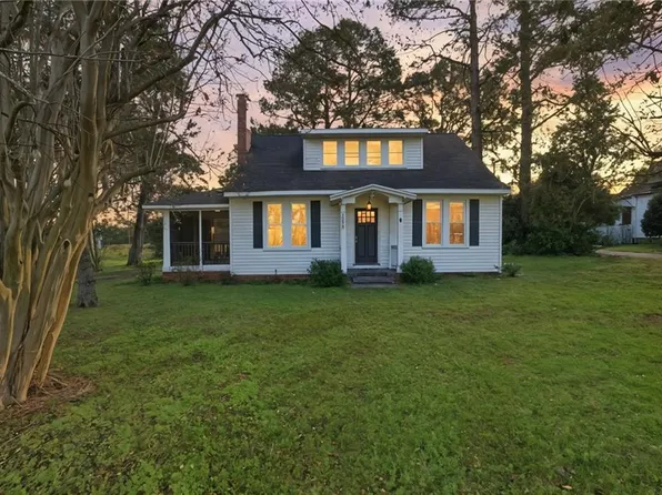 12070 Rolfe Hwy, Surry, VA 23883