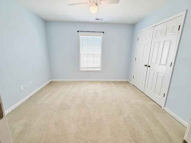312 Ashmore Ln — Photo 23