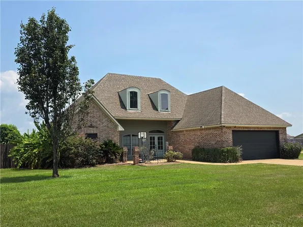 327 Fulton Rd, Natchitoches, LA 71457