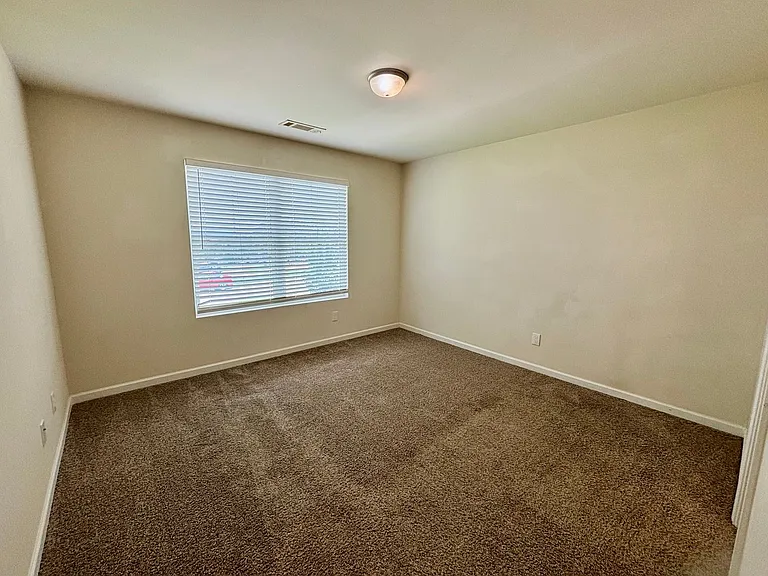 629 Carlton Pointe Dr — Photo 18