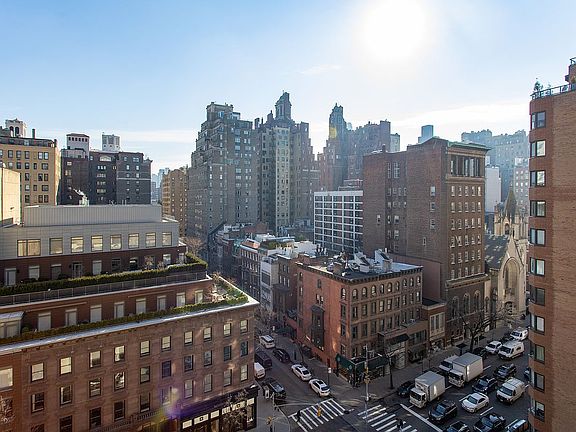 5th image of 23 E 74th St APT 12E