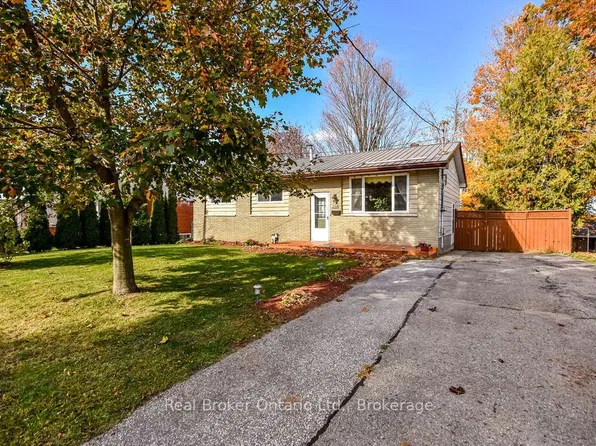 254 Jeanne St, Midland, ON L4R 2J3