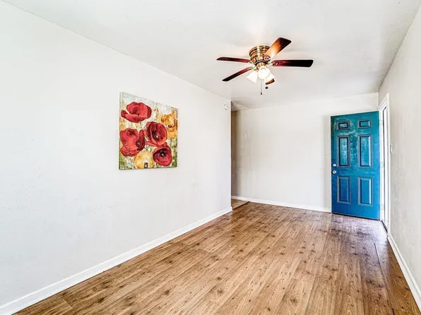 2520 Anita St, Houston, TX 77004